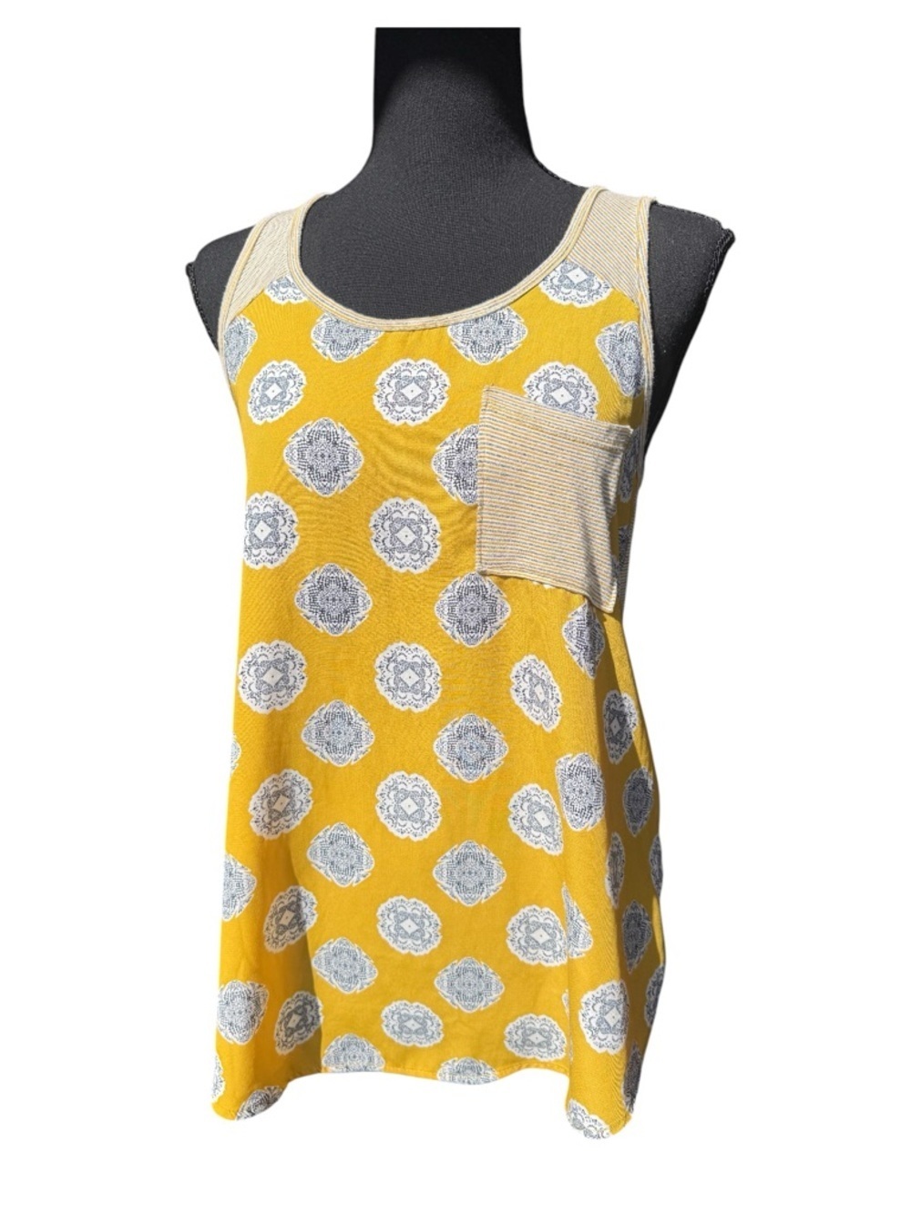Yellow Printed Tank Top with Pocket Size XS